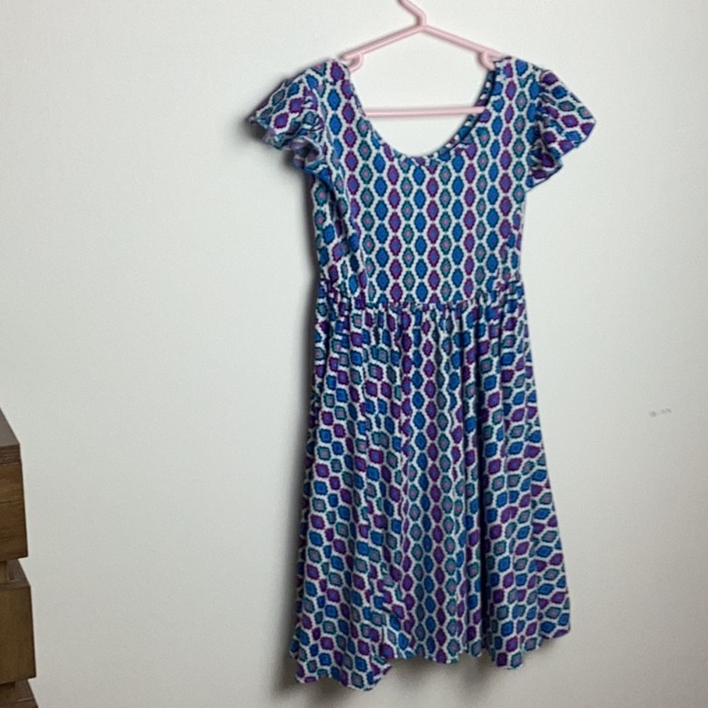Dot dot smile size 5 colors purple, blue,teal,pink, black, and white